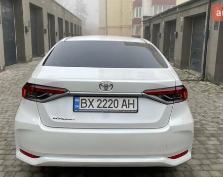 Белый Тойота Королла, объемом двигателя 1.6 л и пробегом 6 тыс. км за 26800 $, фото 3 на Automoto.ua
