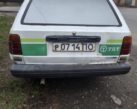 Белый Тойота Королла, объемом двигателя 0 л и пробегом 425 тыс. км за 1304 $, фото 3 на Automoto.ua