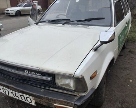 Белый Тойота Королла, объемом двигателя 0 л и пробегом 425 тыс. км за 1304 $, фото 1 на Automoto.ua