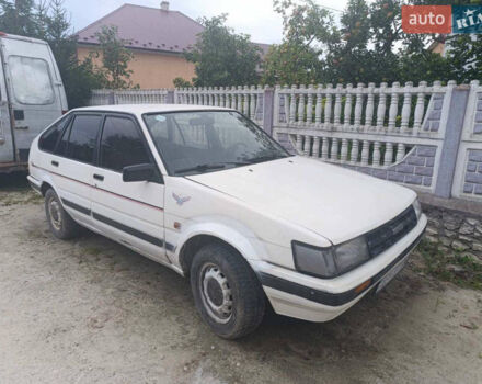 Белый Тойота Королла, объемом двигателя 1.8 л и пробегом 100 тыс. км за 950 $, фото 4 на Automoto.ua
