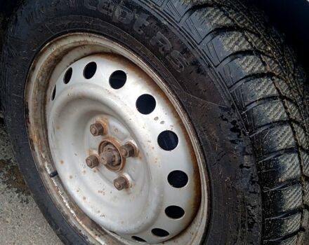 Белый Тойота Королла, объемом двигателя 2 л и пробегом 222 тыс. км за 1800 $, фото 3 на Automoto.ua