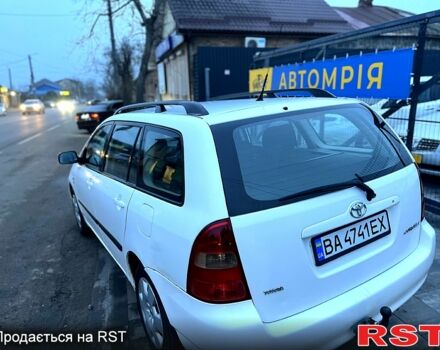 Белый Тойота Королла, объемом двигателя 1.4 л и пробегом 215 тыс. км за 4200 $, фото 3 на Automoto.ua