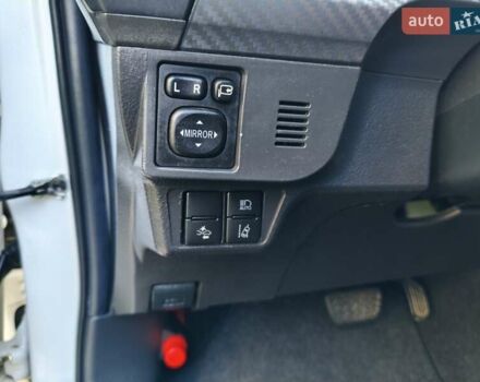 Білий Тойота Королла, об'ємом двигуна 1.5 л та пробігом 56 тис. км за 13200 $, фото 25 на Automoto.ua