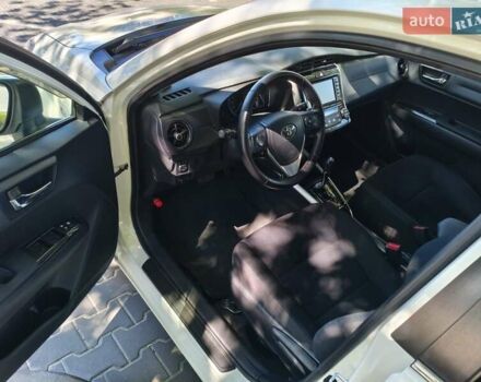 Білий Тойота Королла, об'ємом двигуна 1.5 л та пробігом 62 тис. км за 13700 $, фото 14 на Automoto.ua