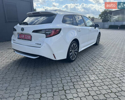 Белый Тойота Королла, объемом двигателя 1.8 л и пробегом 142 тыс. км за 21000 $, фото 3 на Automoto.ua