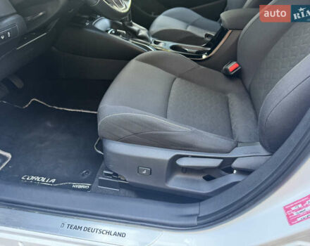 Белый Тойота Королла, объемом двигателя 1.8 л и пробегом 142 тыс. км за 21000 $, фото 17 на Automoto.ua