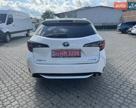 Белый Тойота Королла, объемом двигателя 1.8 л и пробегом 142 тыс. км за 21000 $, фото 5 на Automoto.ua