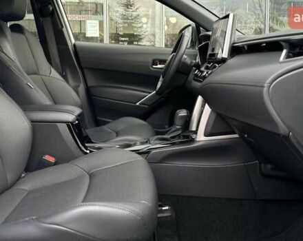 Белый Тойота Королла, объемом двигателя 1.99 л и пробегом 19 тыс. км за 37740 $, фото 5 на Automoto.ua