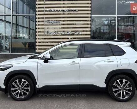 Тойота Королла 2024 в Белой Церкве на Automoto.ua Белый Тойота Королла, объемом двигателя 1.99 л и пробегом 9 тыс. км за 37361 $, фото 4 на Automoto.ua