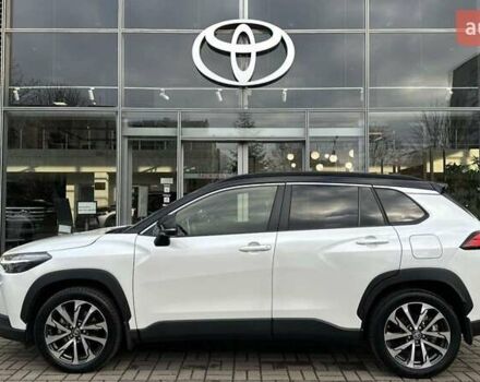 Белый Тойота Королла, объемом двигателя 1.99 л и пробегом 19 тыс. км за 37740 $, фото 2 на Automoto.ua