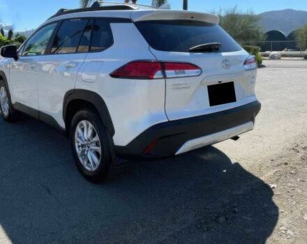 Белый Тойота Королла, объемом двигателя 2 л и пробегом 20 тыс. км за 12000 $, фото 6 на Automoto.ua