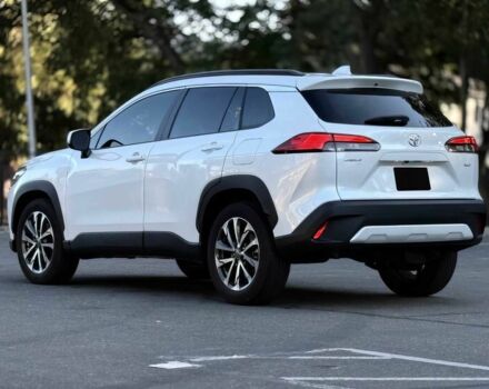 Тойота Королла 2023 в Кривом Роге на Automoto.ua Белый Тойота Королла, объемом двигателя 2 л и пробегом 11 тыс. км за 9000 $, фото 4 на Automoto.ua