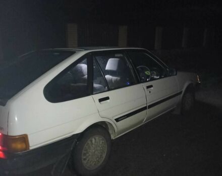 Білий Тойота Королла, об'ємом двигуна 1.6 л та пробігом 140 тис. км за 2000 $, фото 3 на Automoto.ua