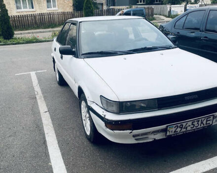 Белый Тойота Королла, объемом двигателя 0 л и пробегом 340 тыс. км за 848 $, фото 4 на Automoto.ua