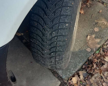 Белый Тойота Королла, объемом двигателя 1.3 л и пробегом 400 тыс. км за 2000 $, фото 15 на Automoto.ua