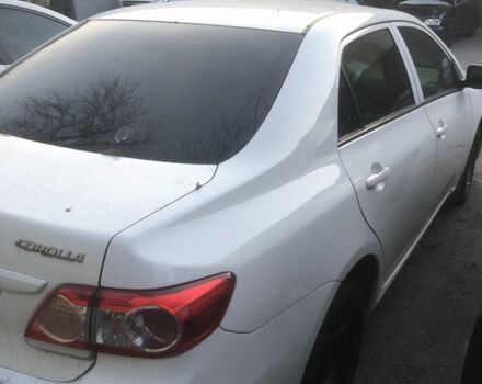 Білий Тойота Королла, об'ємом двигуна 1.6 л та пробігом 350 тис. км за 6000 $, фото 4 на Automoto.ua