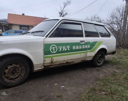 Белый Тойота Королла, объемом двигателя 0 л и пробегом 425 тыс. км за 1304 $, фото 1 на Automoto.ua