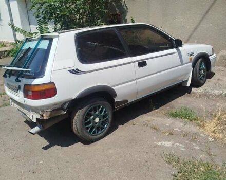 Білий Тойота Королла, об'ємом двигуна 1.3 л та пробігом 239 тис. км за 1000 $, фото 1 на Automoto.ua
