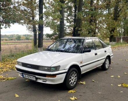 Білий Тойота Королла, об'ємом двигуна 1.6 л та пробігом 490 тис. км за 850 $, фото 1 на Automoto.ua