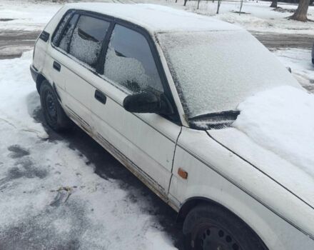 Белый Тойота Королла, объемом двигателя 1 л и пробегом 800 тыс. км за 377 $, фото 1 на Automoto.ua