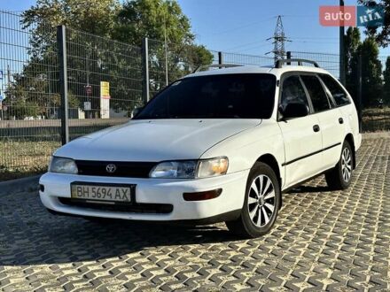 Белый Тойота Королла, объемом двигателя 1.8 л и пробегом 160 тыс. км за 3300 $, фото 1 на Automoto.ua