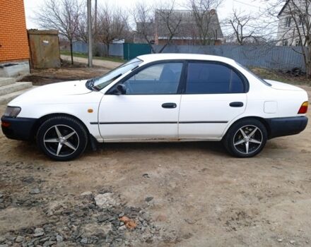 Белый Тойота Королла, объемом двигателя 1.3 л и пробегом 340 тыс. км за 1900 $, фото 1 на Automoto.ua