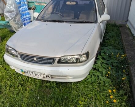 Белый Тойота Королла, объемом двигателя 1.5 л и пробегом 150 тыс. км за 2000 $, фото 1 на Automoto.ua