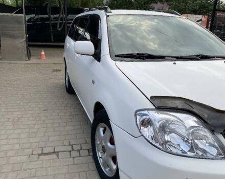 Белый Тойота Королла, объемом двигателя 1.6 л и пробегом 380 тыс. км за 4000 $, фото 1 на Automoto.ua