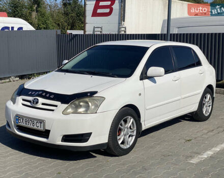 Білий Тойота Королла, об'ємом двигуна 1.4 л та пробігом 227 тис. км за 3999 $, фото 1 на Automoto.ua