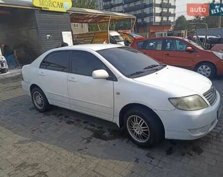 Белый Тойота Королла, объемом двигателя 1.6 л и пробегом 350 тыс. км за 4000 $, фото 1 на Automoto.ua
