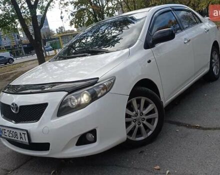 Білий Тойота Королла, об'ємом двигуна 1.8 л та пробігом 200 тис. км за 5500 $, фото 1 на Automoto.ua
