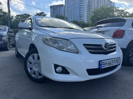 Білий Тойота Королла, об'ємом двигуна 1.6 л та пробігом 220 тис. км за 5900 $, фото 1 на Automoto.ua