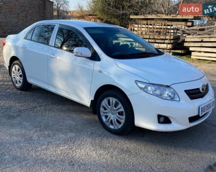 Белый Тойота Королла, объемом двигателя 1.6 л и пробегом 120 тыс. км за 7500 $, фото 1 на Automoto.ua