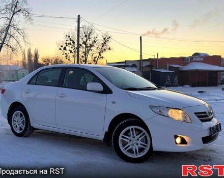 Белый Тойота Королла, объемом двигателя 1.6 л и пробегом 137 тыс. км за 7000 $, фото 1 на Automoto.ua