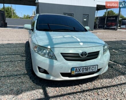Белый Тойота Королла, объемом двигателя 1.3 л и пробегом 289 тыс. км за 6940 $, фото 1 на Automoto.ua