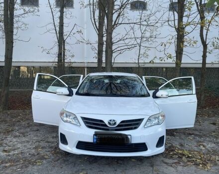 Белый Тойота Королла, объемом двигателя 0 л и пробегом 143 тыс. км за 7000 $, фото 1 на Automoto.ua