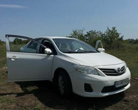 Белый Тойота Королла, объемом двигателя 1.33 л и пробегом 275 тыс. км за 6100 $, фото 1 на Automoto.ua