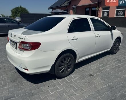 Белый Тойота Королла, объемом двигателя 1.3 л и пробегом 330 тыс. км за 7000 $, фото 1 на Automoto.ua