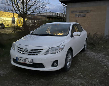 Белый Тойота Королла, объемом двигателя 1.6 л и пробегом 160 тыс. км за 8000 $, фото 1 на Automoto.ua
