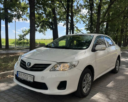 Белый Тойота Королла, объемом двигателя 1.33 л и пробегом 123 тыс. км за 4950 $, фото 1 на Automoto.ua