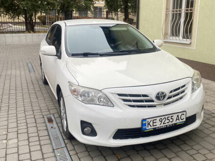 Тойота Королла 2011 в Новомосковске на Automoto.ua Белый Тойота Королла, объемом двигателя 1.6 л и пробегом 175 тыс. км за 8000 $, фото 1 на Automoto.ua
