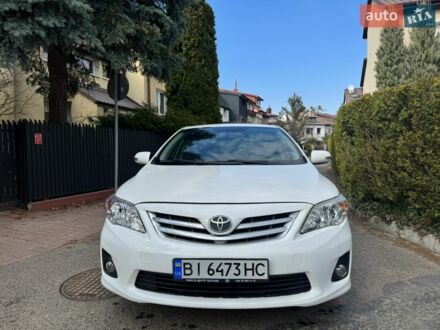 Білий Тойота Королла, об'ємом двигуна 1.33 л та пробігом 139 тис. км за 7900 $, фото 1 на Automoto.ua