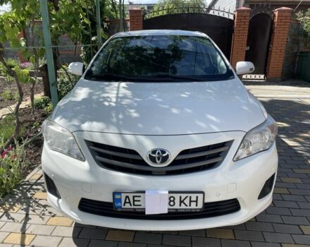 Белый Тойота Королла, объемом двигателя 1.3 л и пробегом 107 тыс. км за 9000 $, фото 1 на Automoto.ua