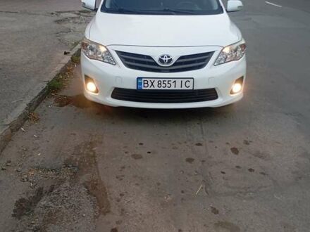 Білий Тойота Королла, об'ємом двигуна 1.3 л та пробігом 132 тис. км за 8000 $, фото 1 на Automoto.ua
