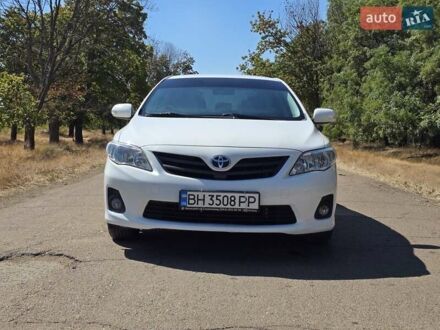 Білий Тойота Королла, об'ємом двигуна 1.6 л та пробігом 110 тис. км за 10800 $, фото 1 на Automoto.ua