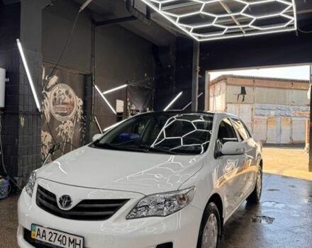 Білий Тойота Королла, об'ємом двигуна 1.33 л та пробігом 220 тис. км за 6800 $, фото 1 на Automoto.ua