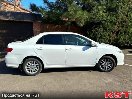 Белый Тойота Королла, объемом двигателя 1.6 л и пробегом 171 тыс. км за 10300 $, фото 1 на Automoto.ua