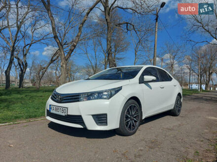 Белый Тойота Королла, объемом двигателя 1.3 л и пробегом 83 тыс. км за 12000 $, фото 1 на Automoto.ua