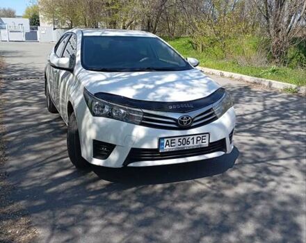 Белый Тойота Королла, объемом двигателя 1.3 л и пробегом 140 тыс. км за 9800 $, фото 1 на Automoto.ua