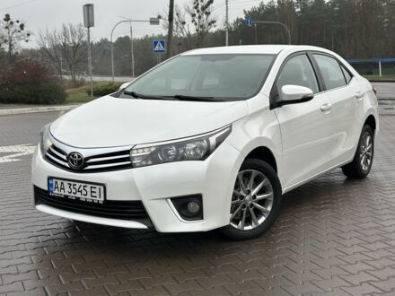 Белый Тойота Королла, объемом двигателя 1.6 л и пробегом 170 тыс. км за 10300 $, фото 1 на Automoto.ua